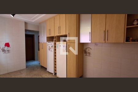 Apartamento à venda com 205m², 4 quartos e 2 vagas Apartamento à venda com 205m², 4 quartos e 2 vagasCozinha