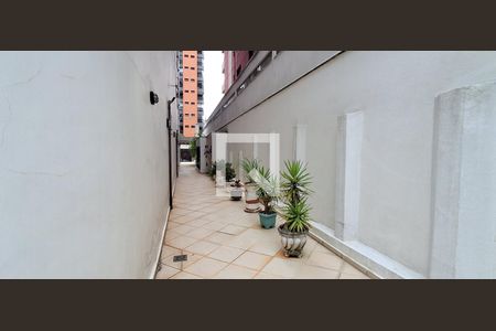 Apartamento à venda com 205m², 4 quartos e 2 vagas Apartamento à venda com 205m², 4 quartos e 2 vagasÁrea Comum