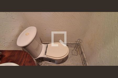 Apartamento à venda com 205m², 4 quartos e 2 vagas Apartamento à venda com 205m², 4 quartos e 2 vagasLavabo 2