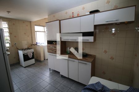 Apartamento à venda com 74m², 2 quartos e 1 vagaCozinha