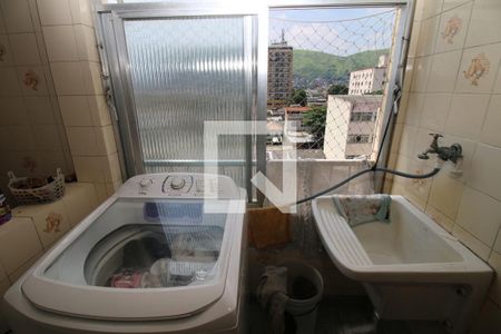 Apartamento à venda com 74m², 2 quartos e 1 vagaÁrea de Serviço
