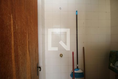 Apartamento à venda com 74m², 2 quartos e 1 vagaBanheiro de serviço