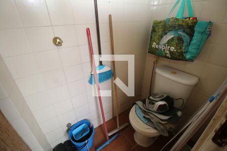 Apartamento à venda com 74m², 2 quartos e 1 vagaBanheiro de serviço