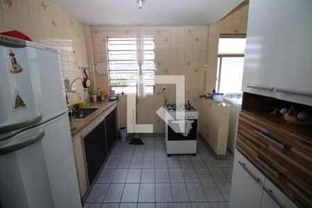 Apartamento à venda com 74m², 2 quartos e 1 vagaCozinha
