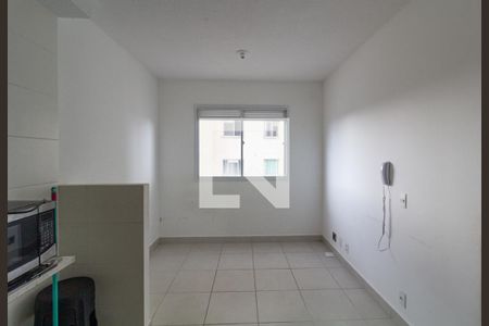 Sala/Cozinha de apartamento para alugar com 2 quartos, 32m² em Colônia (zona Leste), São Paulo
