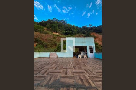 Casa de condomínio à venda com 260m², 4 quartos e 1 vagaTerraço