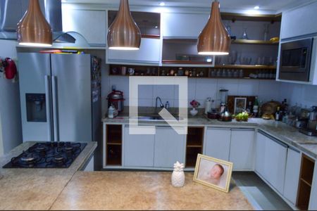 Casa de condomínio à venda com 260m², 4 quartos e 1 vagaCozinha