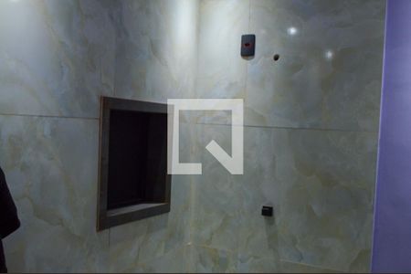 Casa de condomínio à venda com 260m², 4 quartos e 1 vagaBanheiro da Suíte 2