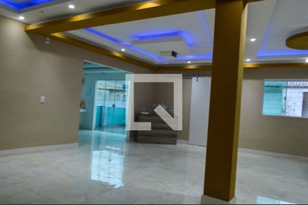 Casa de condomínio à venda com 260m², 4 quartos e 1 vagaSala de cinema