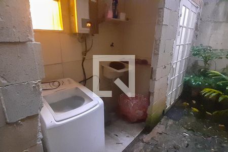 Casa de condomínio à venda com 260m², 4 quartos e 1 vagaÁrea de Serviço