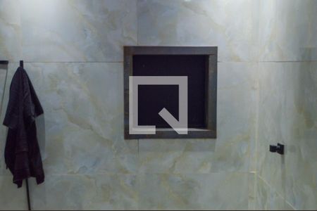 Casa de condomínio à venda com 260m², 4 quartos e 1 vagaBanheiro da Suíte 2