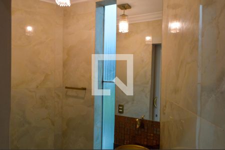 Casa de condomínio à venda com 260m², 4 quartos e 1 vagaLavabo 2