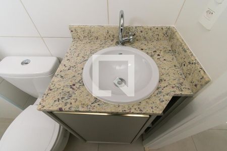 Apartamento para alugar com 65m², 2 quartos e sem vagaBanheiro