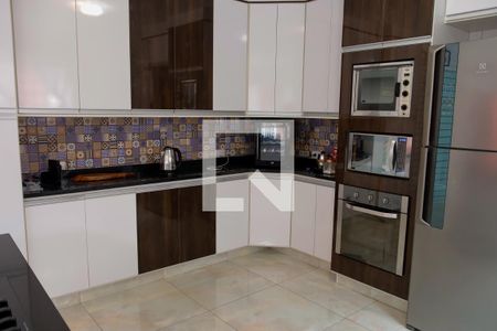 Casa à venda com 480m², 5 quartos e 6 vagasCozinha