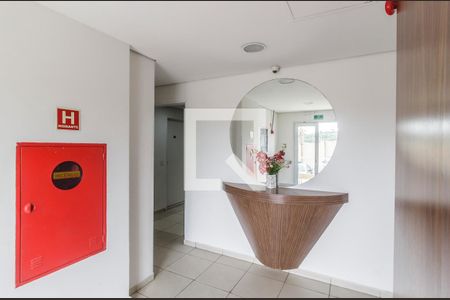 Apartamento para alugar com 67m², 2 quartos e 1 vaga Apartamento para alugar com 67m², 2 quartos e 1 vagaHall social