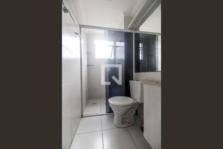 Banheiro de apartamento para alugar com 2 quartos, 67m² em Jardim Maria Helena, Barueri
