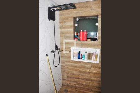 Casa à venda com 600m², 5 quartos e 6 vagas Casa à venda com 600m², 5 quartos e 6 vagasDetalhe - Banheiro Social