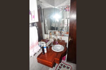 Casa à venda com 600m², 5 quartos e 6 vagas Casa à venda com 600m², 5 quartos e 6 vagasDetalhe - Banheiro Social