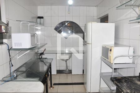 Casa à venda com 600m², 5 quartos e 6 vagas Casa à venda com 600m², 5 quartos e 6 vagasDetalhe - Salão 01