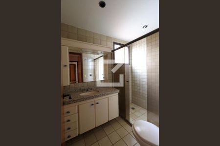 Apartamento para alugar com 246m², 5 quartos e 2 vagasBanheiro da Suíte 2