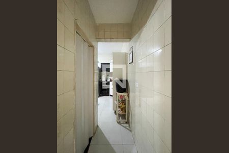 Casa à venda com 279m², 4 quartos e 2 vagas Casa à venda com 279m², 4 quartos e 2 vagasAcesso cozinha