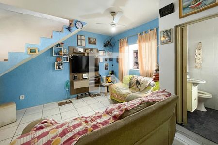 Casa à venda com 279m², 4 quartos e 2 vagas Casa à venda com 279m², 4 quartos e 2 vagasEdícula - Sala