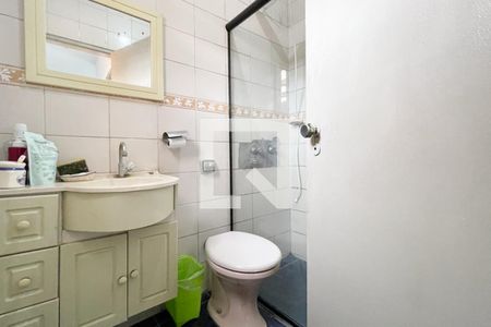 Casa à venda com 279m², 4 quartos e 2 vagas Casa à venda com 279m², 4 quartos e 2 vagasBanheiro Social 1