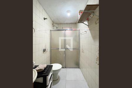 Casa à venda com 279m², 4 quartos e 2 vagas Casa à venda com 279m², 4 quartos e 2 vagasBanheiro Social 2