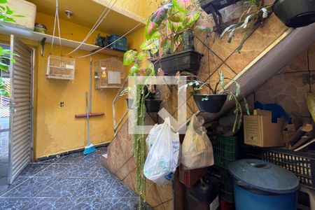 Casa à venda com 279m², 4 quartos e 2 vagas Casa à venda com 279m², 4 quartos e 2 vagasQuintal