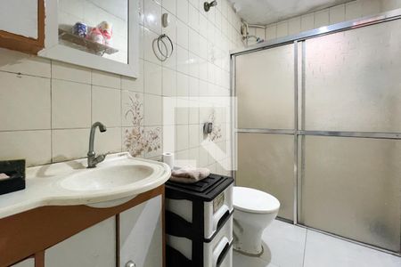 Casa à venda com 279m², 4 quartos e 2 vagas Casa à venda com 279m², 4 quartos e 2 vagasBanheiro Social 2