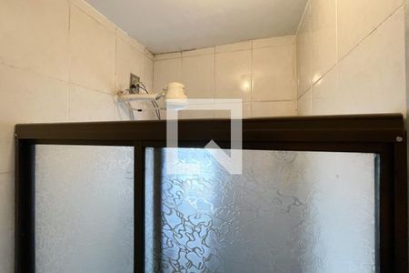 Casa à venda com 279m², 4 quartos e 2 vagas Casa à venda com 279m², 4 quartos e 2 vagasEdícula - Banheiro Social