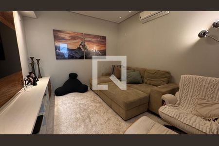 Sala de casa de condomínio à venda com 3 quartos, 250m² em Swiss Park, Campinas