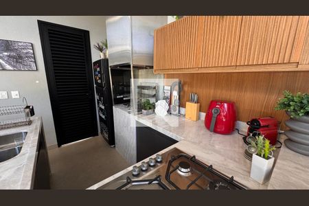 Casa de condomínio à venda com 250m², 3 quartos e 4 vagasChurrasqueira