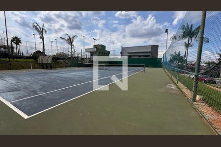 Casa de condomínio à venda com 250m², 3 quartos e 4 vagasQuadra de Tênis