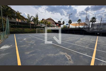 Casa de condomínio à venda com 250m², 3 quartos e 4 vagasQuadra Esportiva