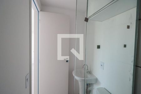Apartamento para alugar com 50m², 2 quartos e sem vaga Apartamento para alugar com 50m², 2 quartos e sem vagaBanheiro