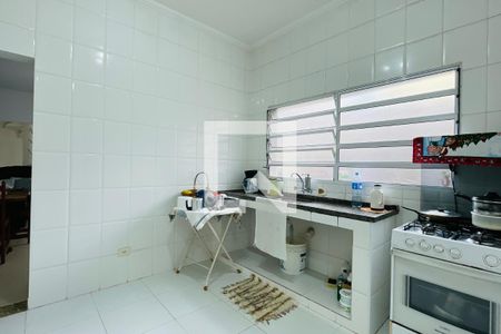 Casa à venda com 320m², 6 quartos e 3 vagas Casa à venda com 320m², 6 quartos e 3 vagasCozinha 2