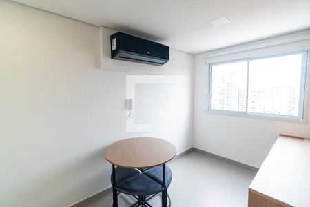 Sala de kitnet/studio para alugar com 1 quarto, 25m² em Vila da Saúde, São Paulo
