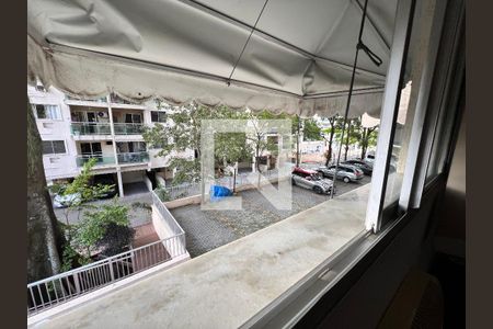 Apartamento à venda com 75m², 3 quartos e 1 vagaJanela - Quarto 3