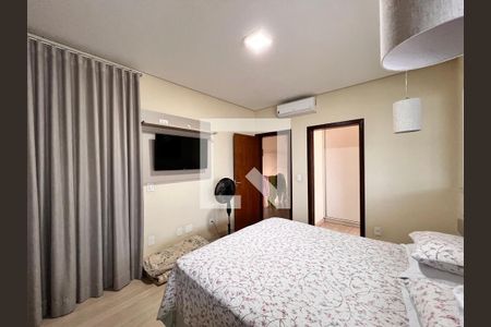 Quarto Suíte de casa de condomínio à venda com 3 quartos, 250m² em Swiss Park, Campinas