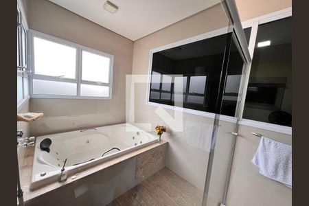 Casa de condomínio à venda com 250m², 3 quartos e 2 vagasBanheiro Suíte