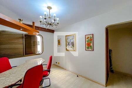 Apartamento à venda com 219m², 4 quartos e 3 vagasQuarto 2 - Suíte