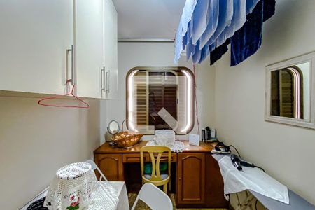 Apartamento à venda com 219m², 4 quartos e 3 vagasQuarto de Serviço