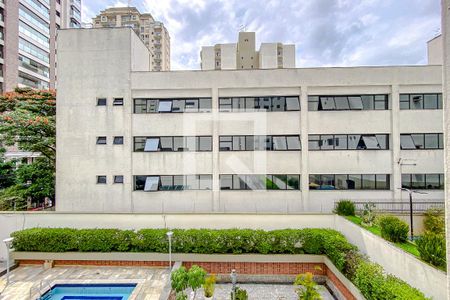 Apartamento à venda com 219m², 4 quartos e 3 vagasVista da Suíte 3