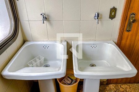 Apartamento à venda com 219m², 4 quartos e 3 vagasÁrea de Serviço