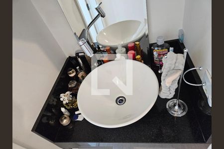 Apartamento à venda com 38m², 1 quarto e sem vagaBanheiro