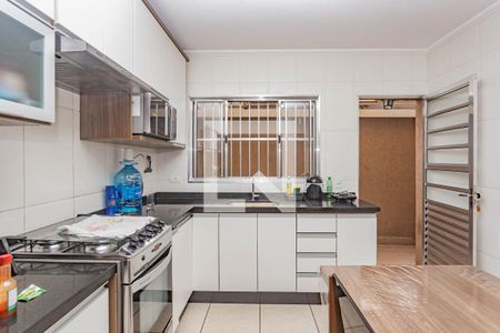 Casa à venda com 100m², 2 quartos e 2 vagas Casa à venda com 100m², 2 quartos e 2 vagasCozinha