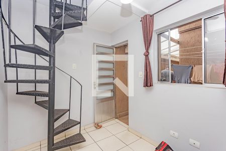 Casa à venda com 100m², 2 quartos e 2 vagas Casa à venda com 100m², 2 quartos e 2 vagasEdicula
