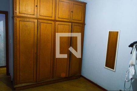 Casa de condomínio à venda com 240m², 4 quartos e 1 vagaQuarto 3