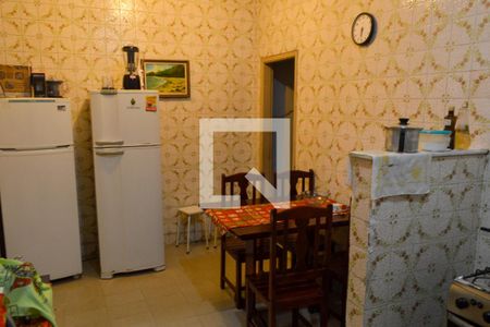 Casa de condomínio à venda com 240m², 4 quartos e 1 vagaCozinha